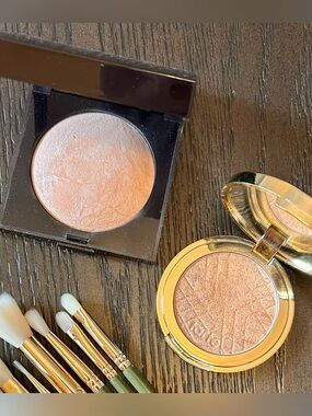 Laura Mercier + Tarte Highlighters